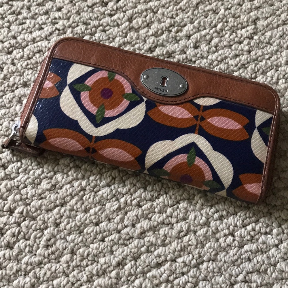 Fossil Floral Wallet